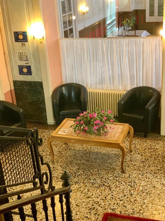 Hotel Restaurant D'Alsace Plombières-les-Bains Kültér fotó